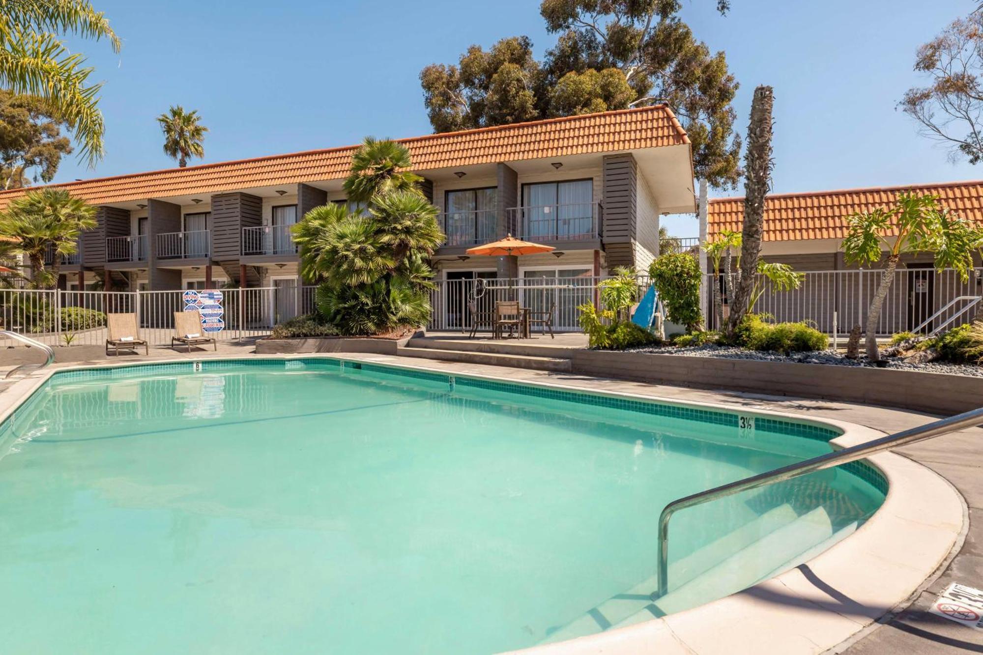 Best Western Oceanside Inn Extérieur photo
